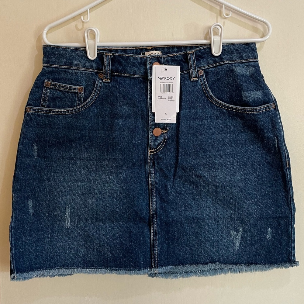 BNWT Roxy high rise jean skirt